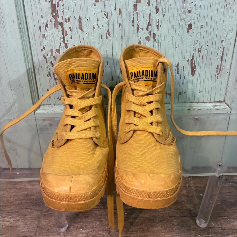 Palladium yellow Canvas High-Tops